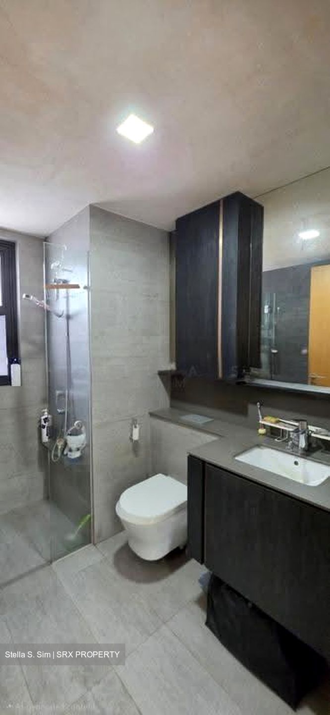 The Navian (D14), Apartment #635492861